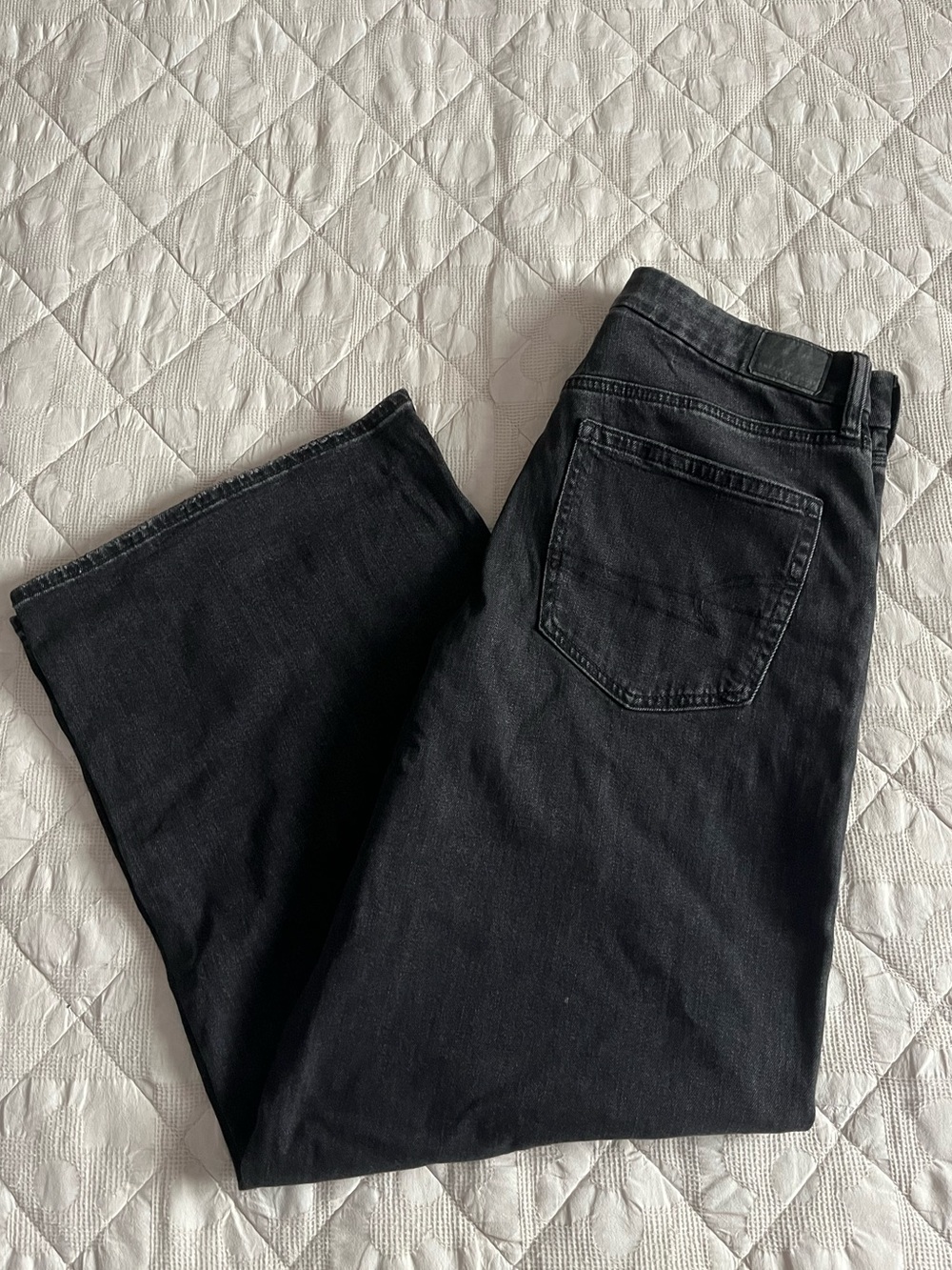 American Eagle CURVY DREAMY DRAPE
SUPER HIGH-RISE
BAGGY WIDE LEG Size 12 - Picture 1 of 8
